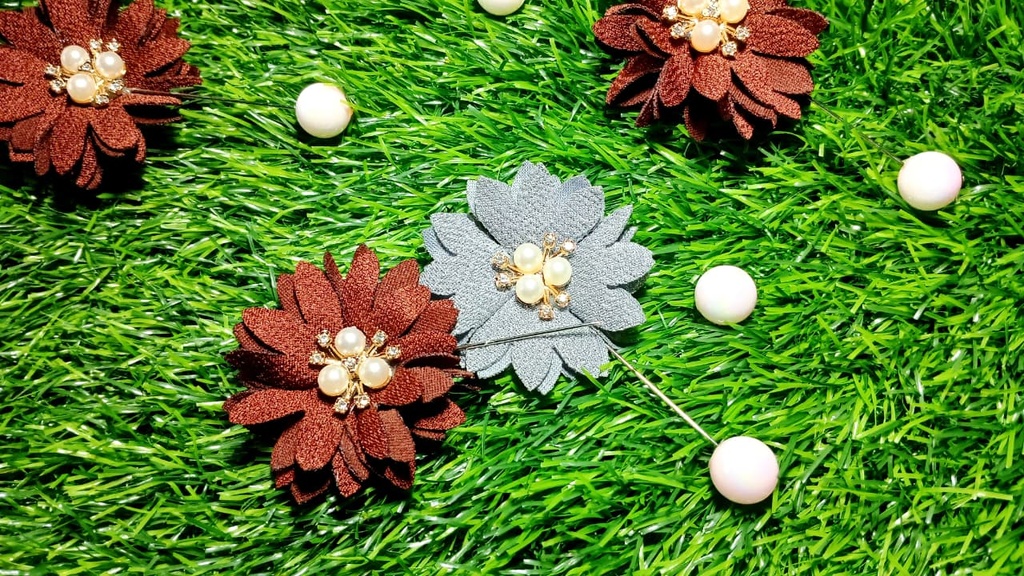 Flower Pin